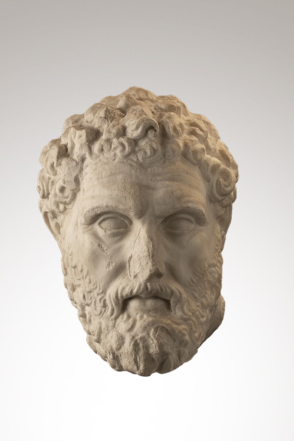 Tête d’Héraclès en marbre