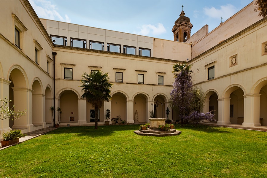 MArTA Museo Arqueologico Nacional Tarento: Claustro ex Convento de os Alcantarinos